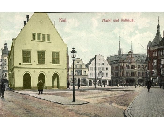 Kiel_altes_Rathaus-13